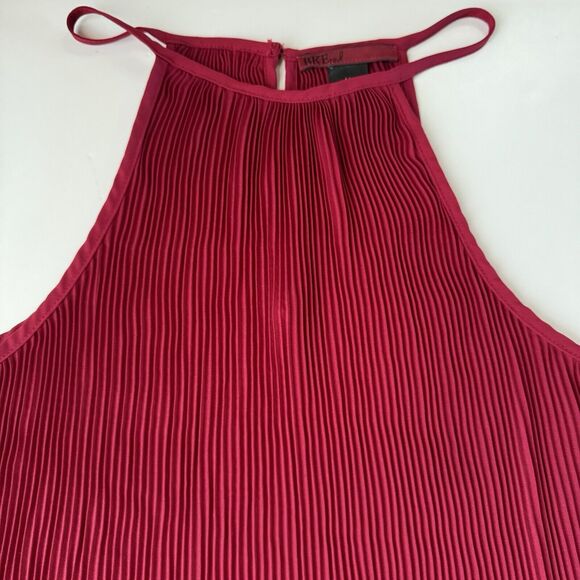 BKE Red Women Red Burgundy Semi Sheer Pleated Sleeveless Blouse Medium - Picture 8 of 11